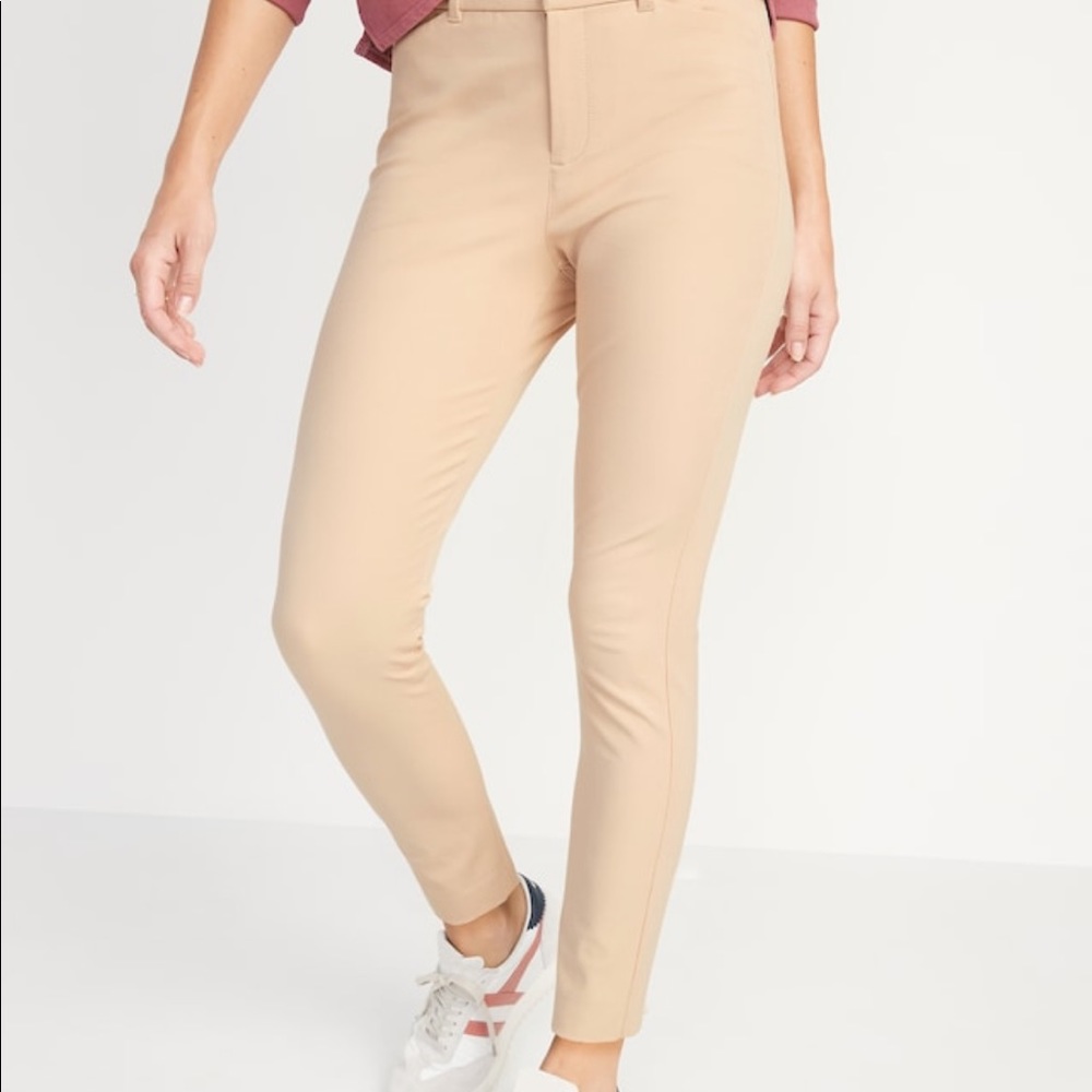 Old Navy High Waisted Pixie Ankle Pants. SZ 18